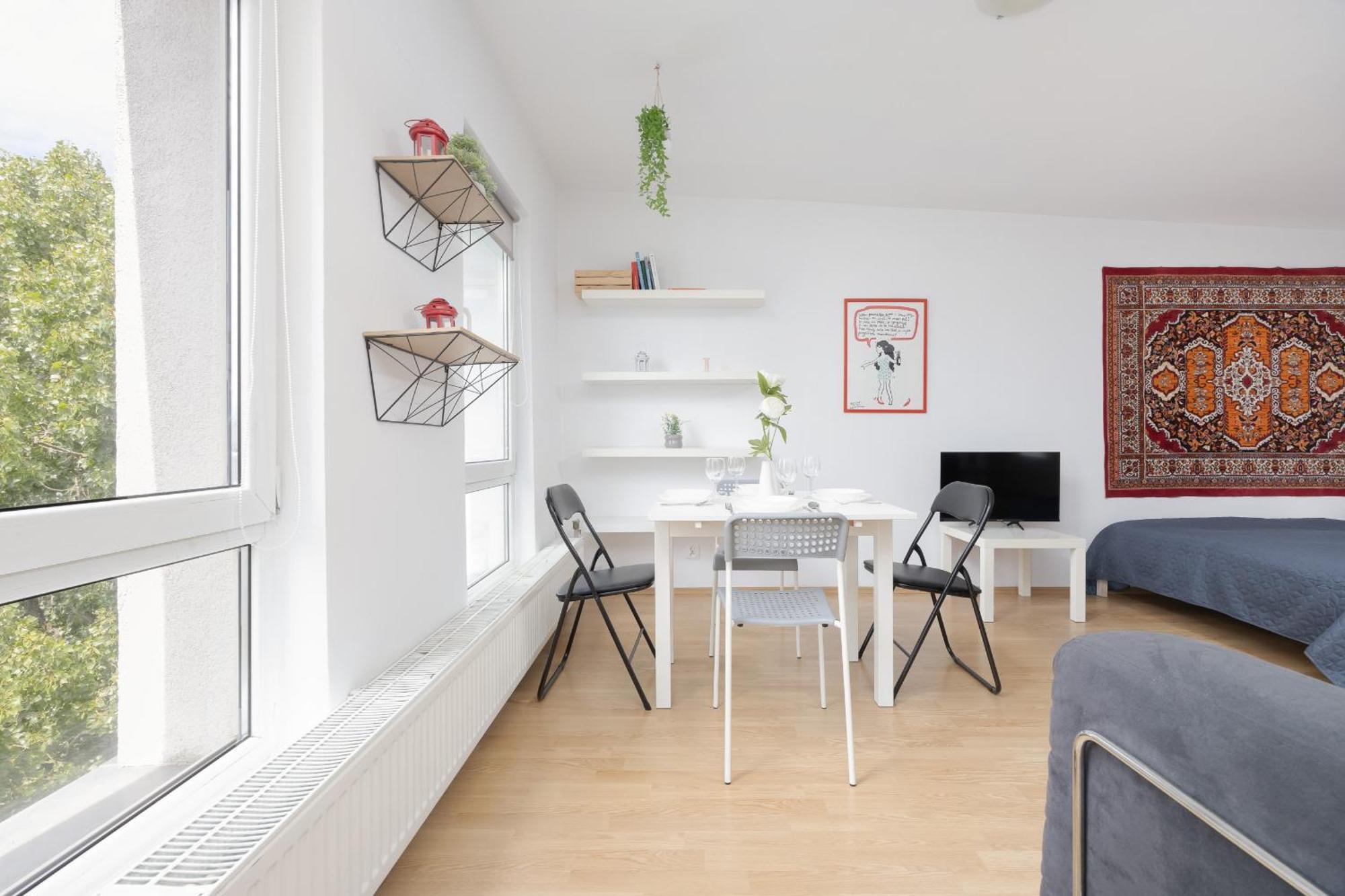 Rodzinne Studio Dla 4 Osob W Centrum Warszawy By Noclegi Renters Varsó Kültér fotó