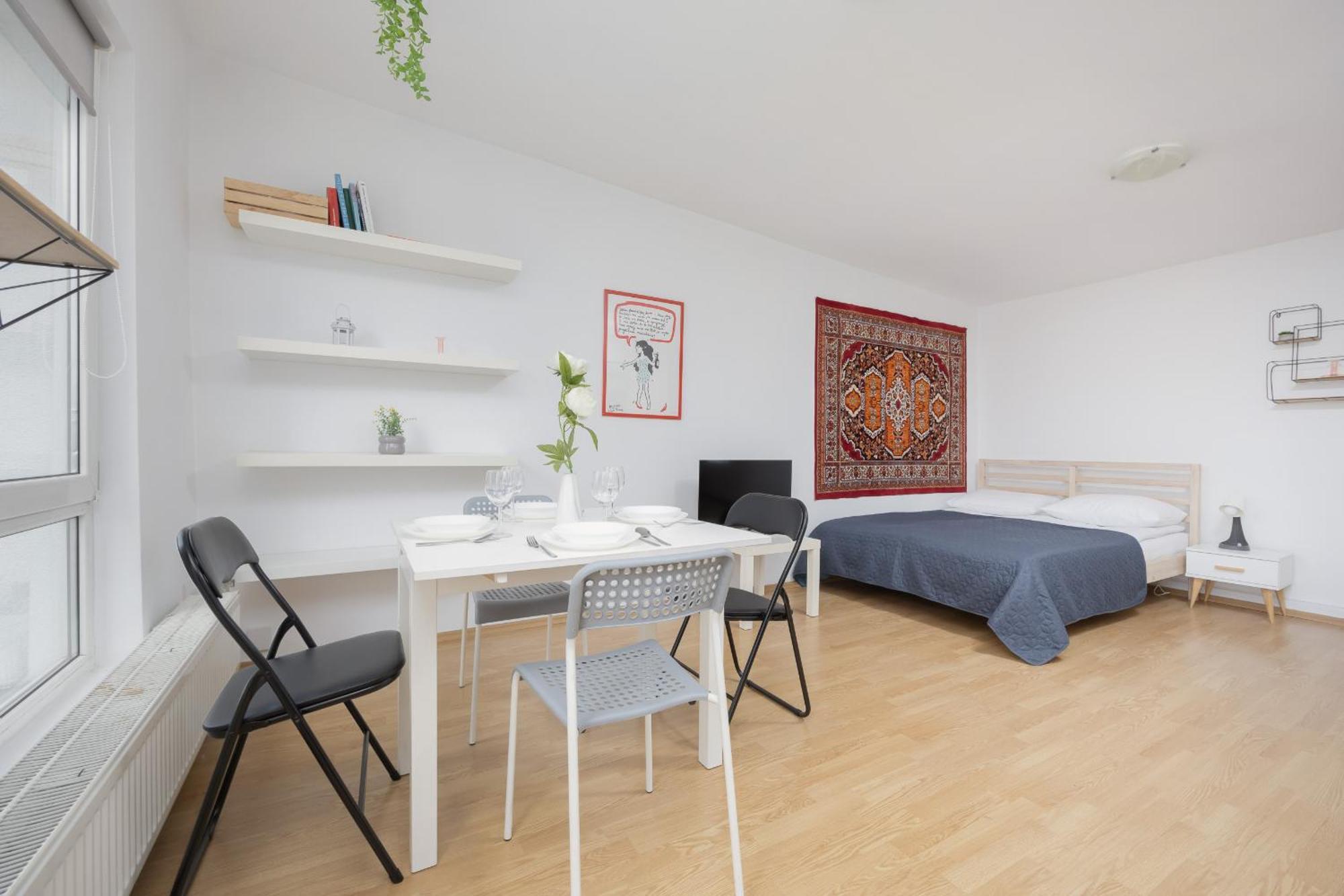 Rodzinne Studio Dla 4 Osob W Centrum Warszawy By Noclegi Renters Varsó Kültér fotó